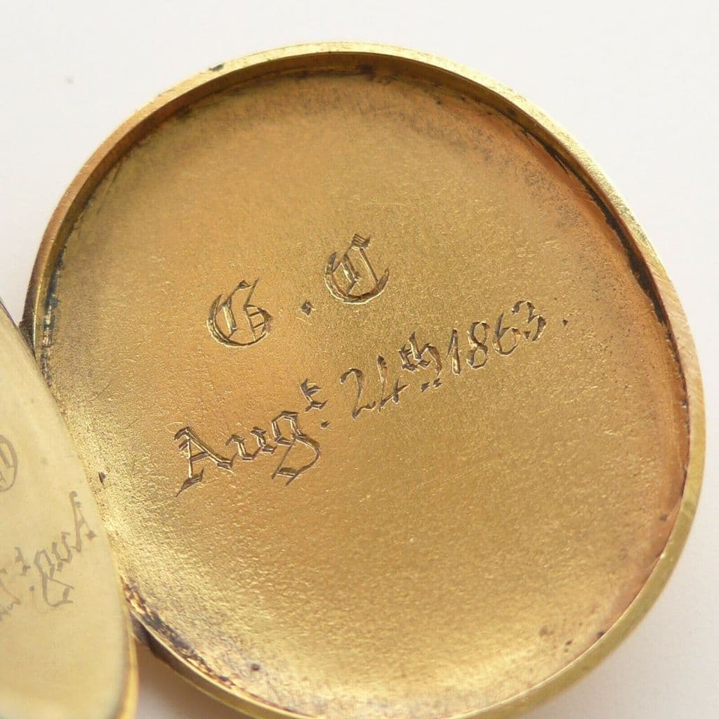 Antique Memorial Hair Locket Dated 1863 15Ct Solid Gold Beautifully Engraved